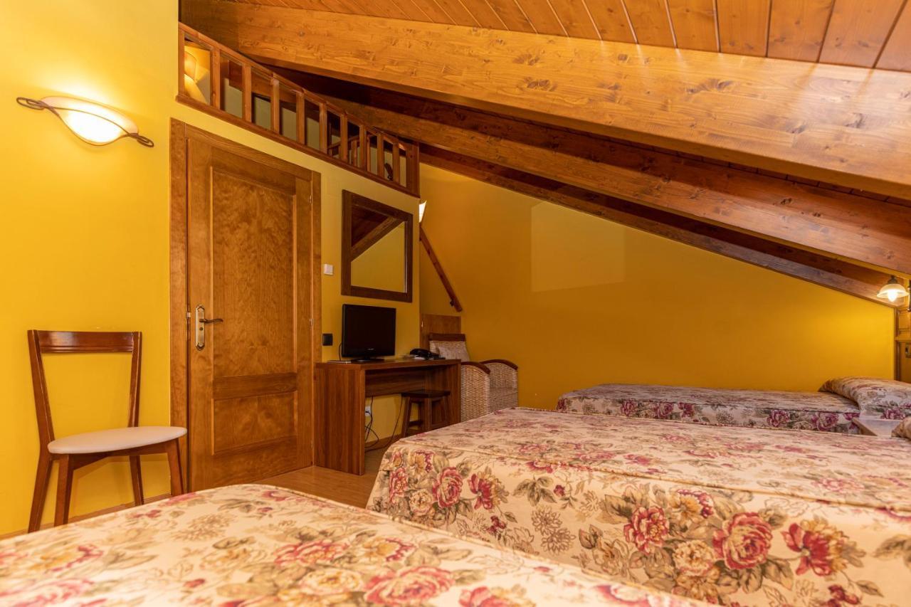 Hotel Solana Бенаске Экстерьер фото
